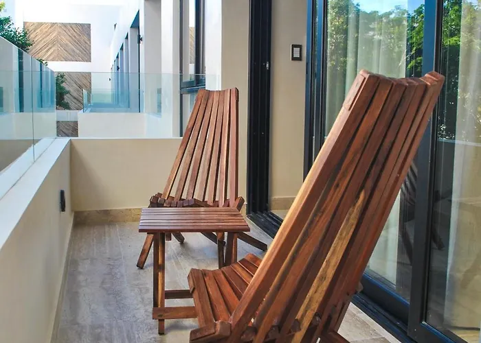 Aparthotel New Maria 2 Bedroom With Rooftop Pool 4*