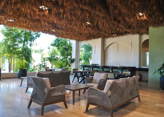 Aparthotel New Maria 2 Bedroom With Rooftop Pool 4*