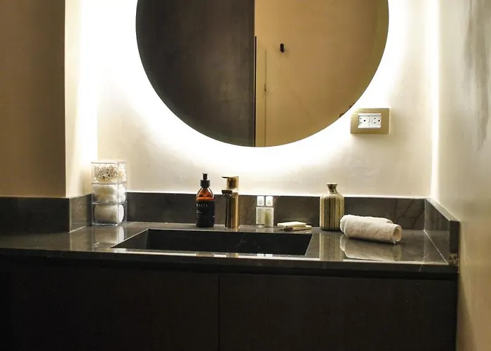 New Maria 2 Bedroom With Rooftop Pool Aparthotel