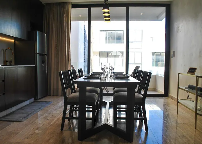 New Maria 2 Bedroom With Rooftop Pool